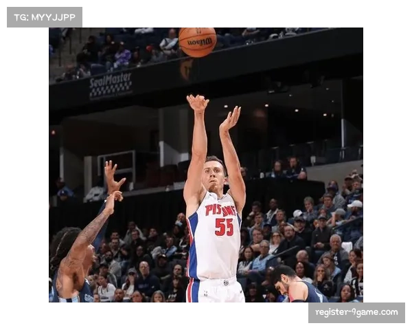 活塞核心坎宁安因伤缺阵 轮换阵容崩盘进攻效率骤降